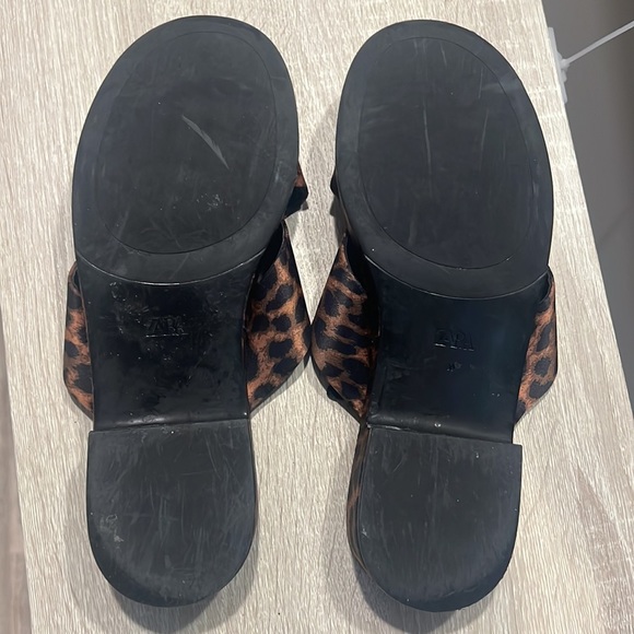 Zara leopard sandals - Picture 3 of 3